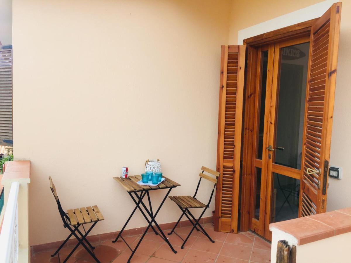 Domo Mea Appartement Villasimius Buitenkant foto