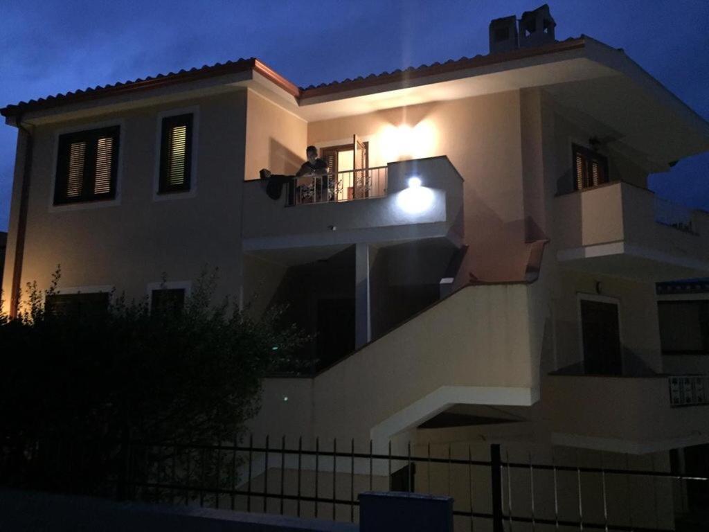 Domo Mea Appartement Villasimius Buitenkant foto